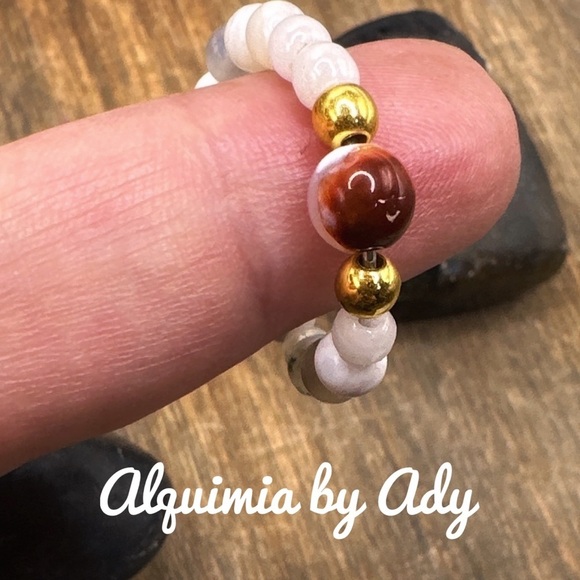 Alquimia Gold and Brown Ring with Unique Bead Design flower agate - Picture 1 of 3